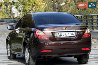 Седан Geely Emgrand 7 (EC7) 2012 в 