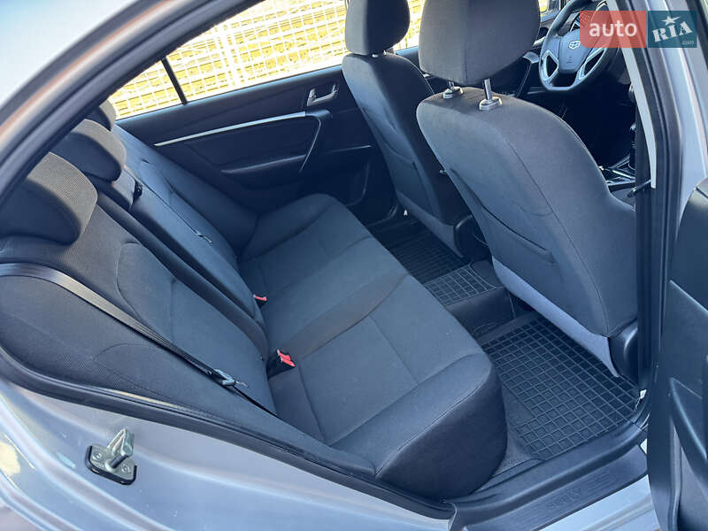 Седан Geely Emgrand 7 (EC7) 2018 в Умані