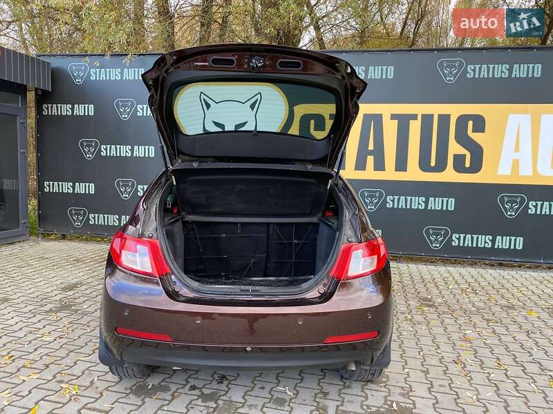 Хэтчбек Geely Emgrand 7 (EC7) 2014 в Хмельницком фото 10 Хэтчбек Geely Emgrand 7 (EC7) 2014 в Хмельницком