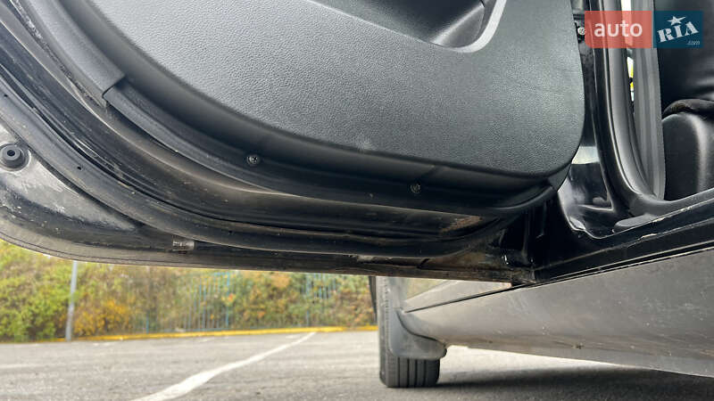 Седан Geely Emgrand 7 (EC7) 2013 в Ужгороде