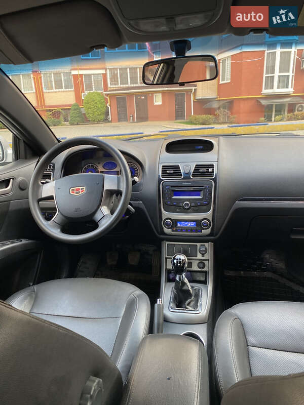 Седан Geely Emgrand 7 (EC7) 2015 в Ирпене