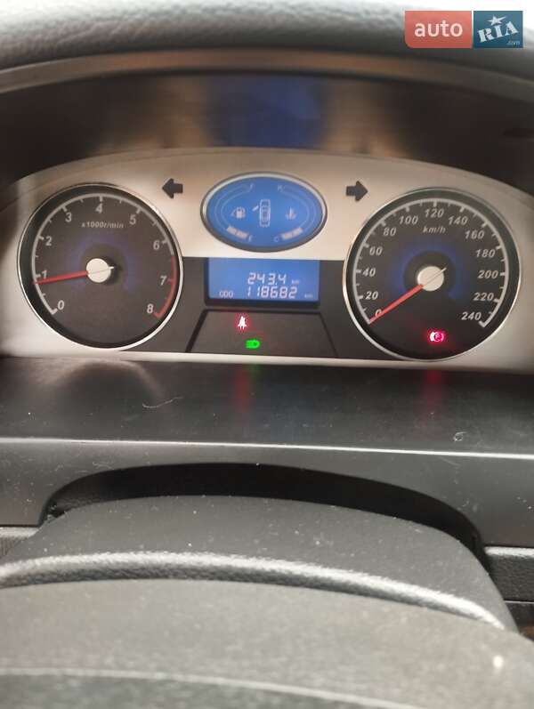 Седан Geely Emgrand 7 (EC7) 2014 в Никополе фото 11 Седан Geely Emgrand 7 (EC7) 2014 в Никополе