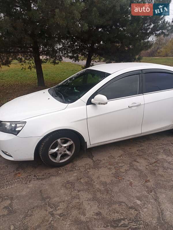 Седан Geely Emgrand 7 (EC7) 2013 в Киеве