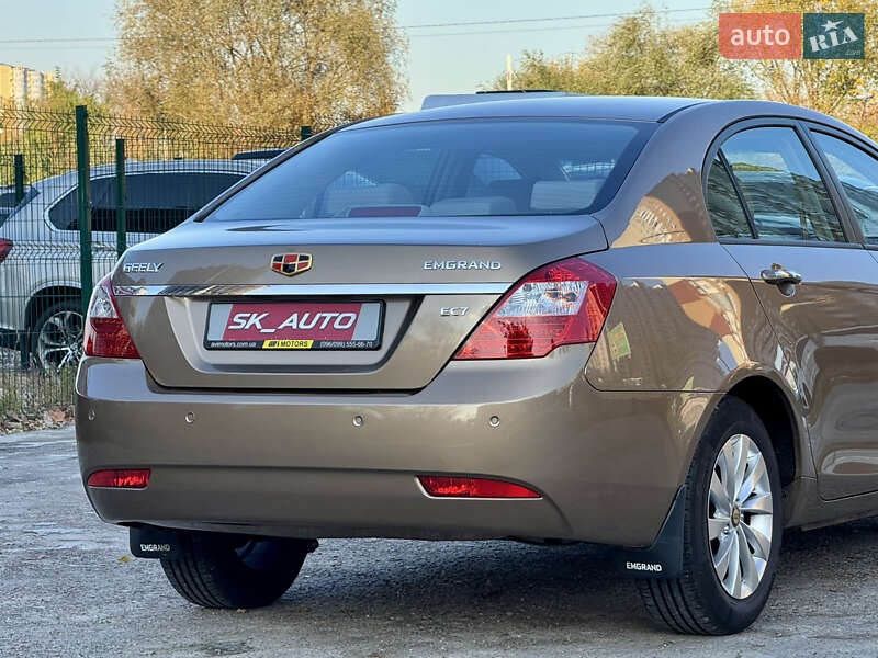 Седан Geely Emgrand 7 (EC7) 2012 в Киеве