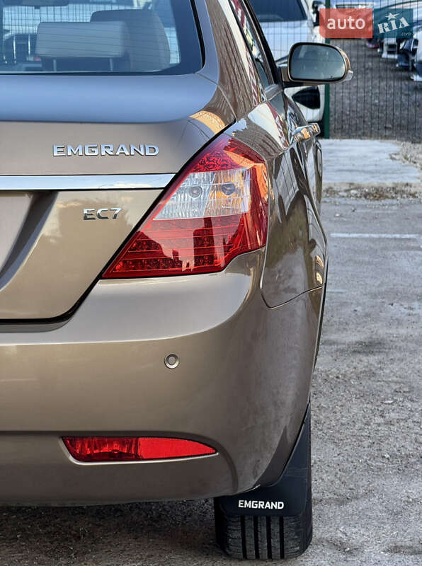 Седан Geely Emgrand 7 (EC7) 2012 в Киеве
