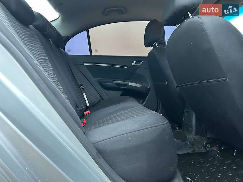 Седан Geely Emgrand 7 (EC7) 2014 в Мене фото 25 Седан Geely Emgrand 7 (EC7) 2014 в Мене