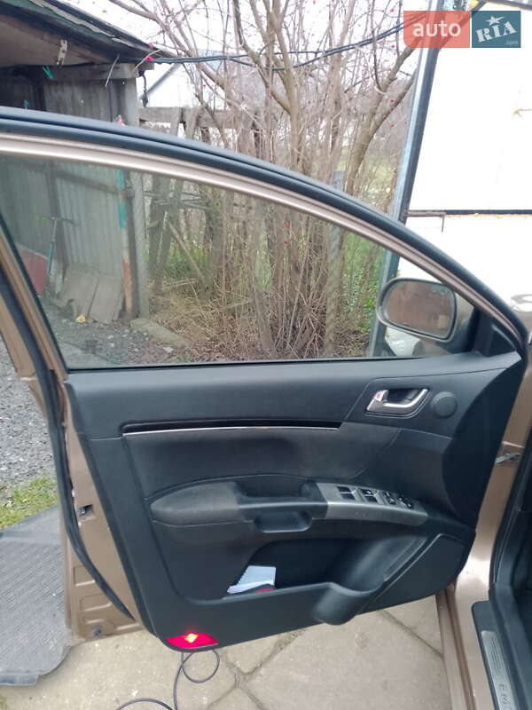 Седан Geely Emgrand 7 (EC7) 2013 в Рожище