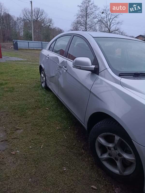 Седан Geely Emgrand 7 (EC7) 2013 в Львове