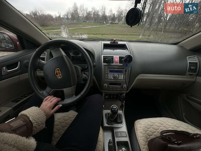Хэтчбек Geely Emgrand 7 (EC7) 2011 в Кременчуге