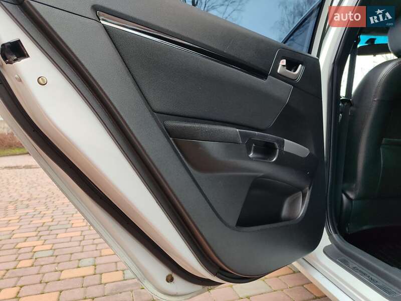 Седан Geely Emgrand 7 (EC7) 2015 в Черкассах