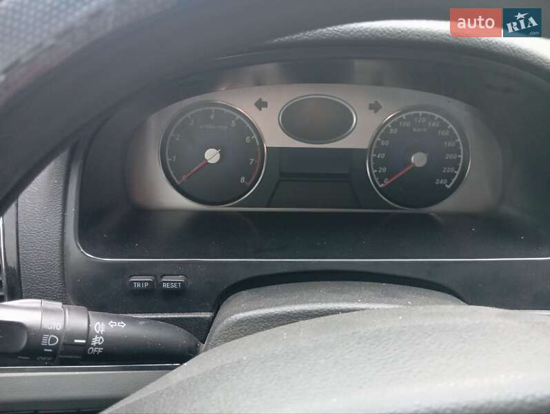 Седан Geely Emgrand 7 (EC7) 2013 в Днепре