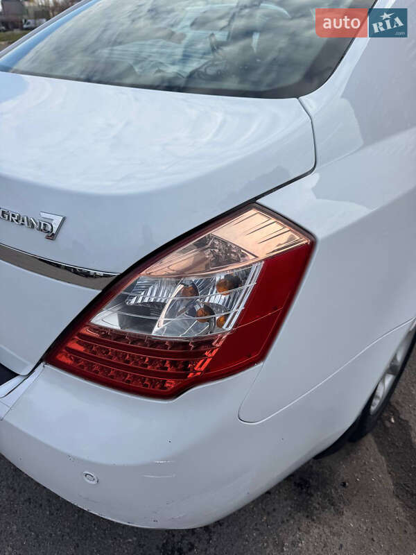 Седан Geely Emgrand 7 (EC7) 2015 в Черкасах