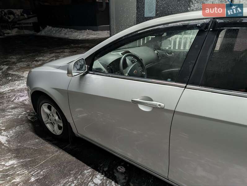 Седан Geely Emgrand 7 (EC7) 2014 в Івано-Франківську