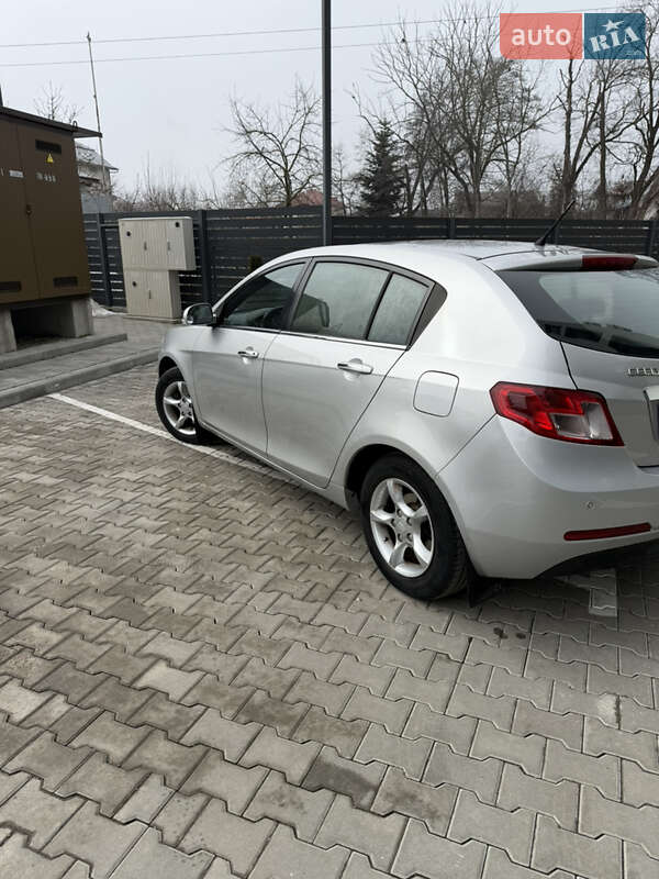 Хэтчбек Geely Emgrand 7 (EC7) 2014 в Ивано-Франковске