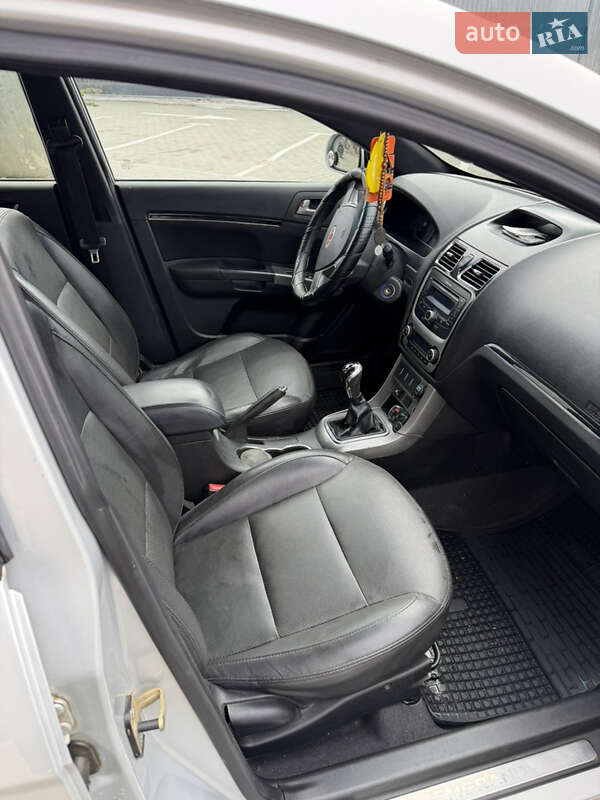 Хэтчбек Geely Emgrand 7 (EC7) 2014 в Ивано-Франковске