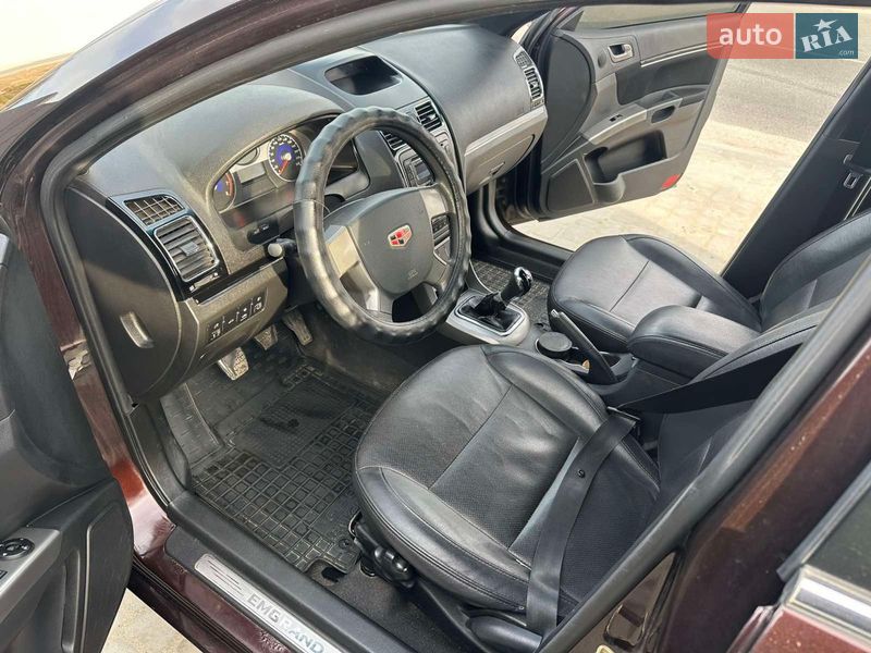 Седан Geely Emgrand 7 (EC7) 2013 в Подрясном