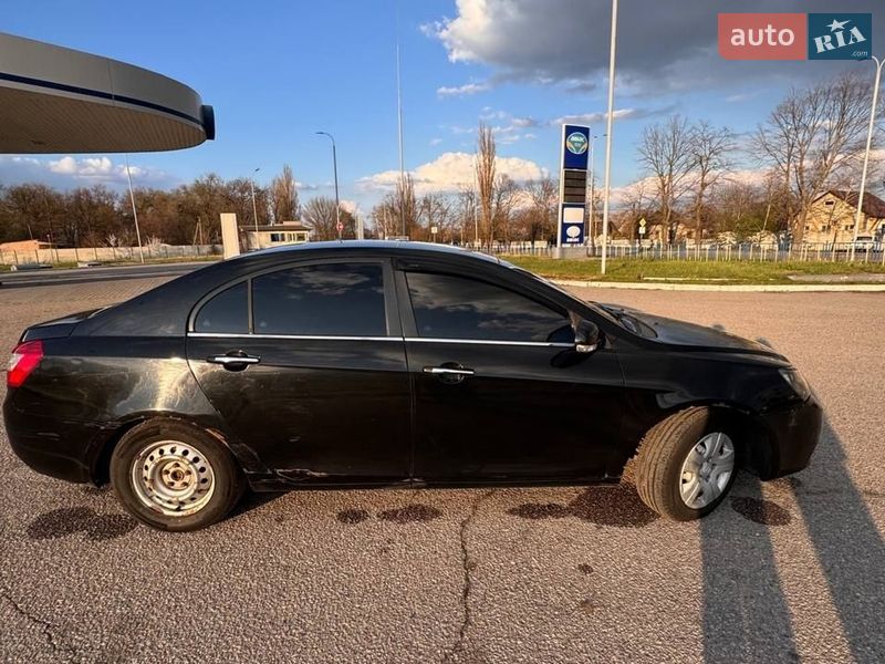 Седан Geely Emgrand 7 (EC7) 2013 в Голубовке