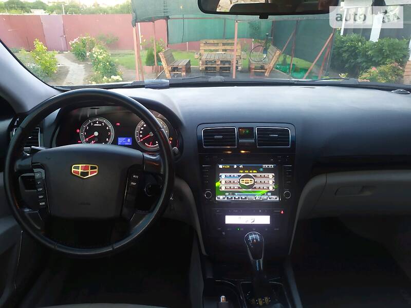 Седан Geely Emgrand 8 (EC8) 2013 в Южноукраїнську