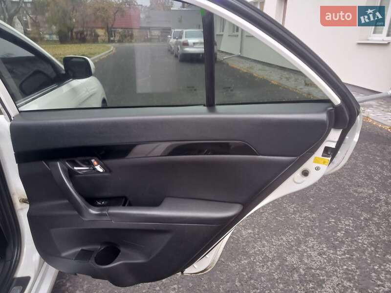Седан Geely Emgrand 8 (EC8) 2014 в Николаеве