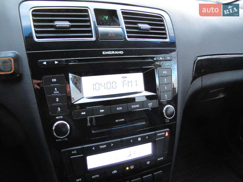 Седан Geely Emgrand 8 (EC8) 2014 в Києві фото 50 Седан Geely Emgrand 8 (EC8) 2014 в Києві