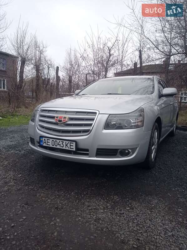 Седан Geely Emgrand 8 (EC8) 2014 в 