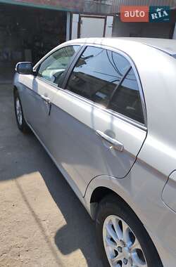 Седан Geely Emgrand 8 (EC8) 2014 в 