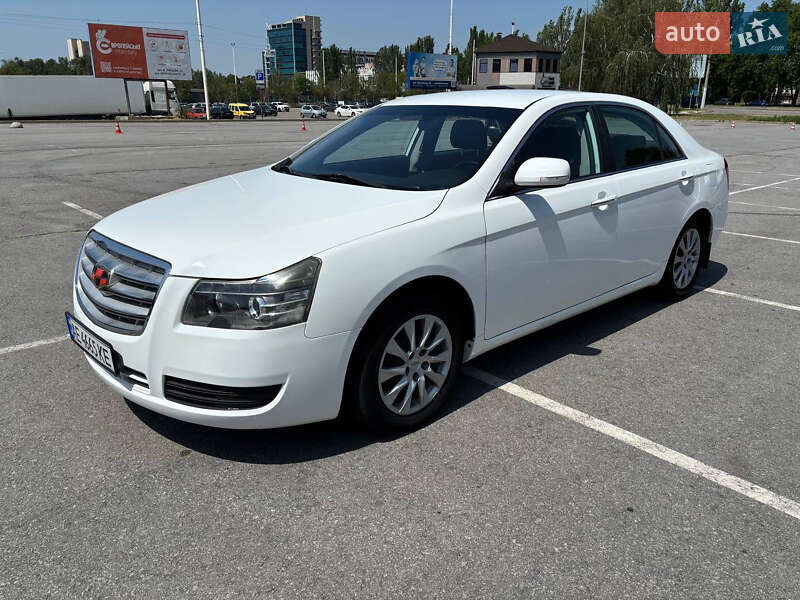 Седан Geely Emgrand 8 (EC8) 2014 в 