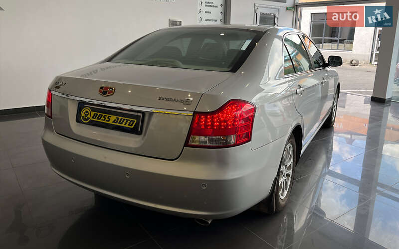 Седан Geely Emgrand 8 (EC8) 2013 в Шептицькому