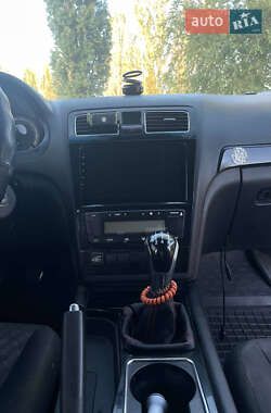 Седан Geely Emgrand 8 (EC8) 2014 в 
