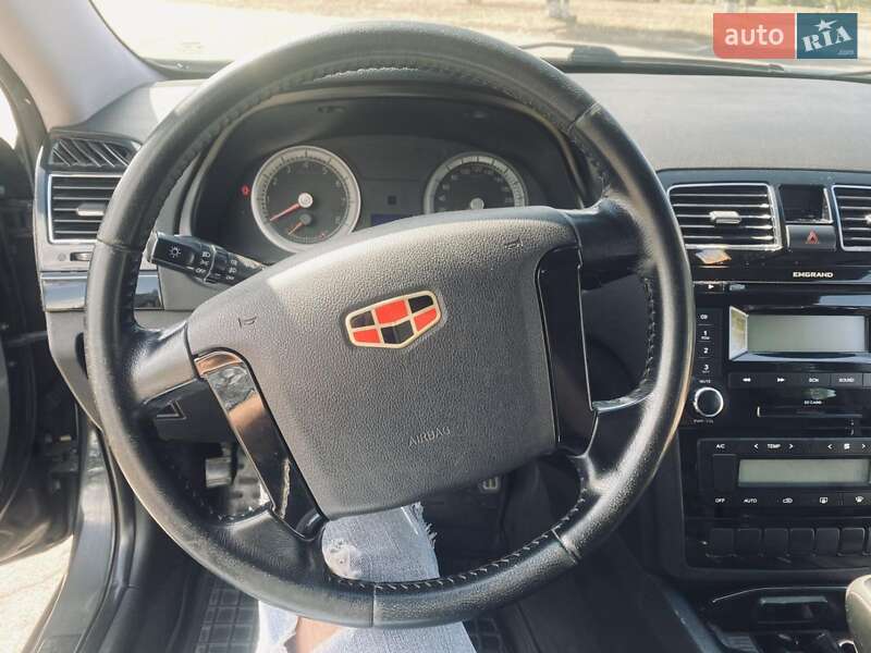 Седан Geely Emgrand 8 (EC8) 2014 в Кам'янському