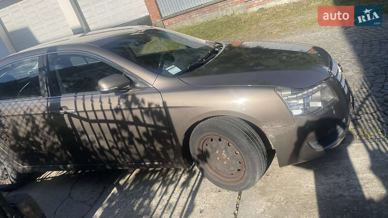 Седан Geely Emgrand 8 (EC8) 2014 в Ужгороді