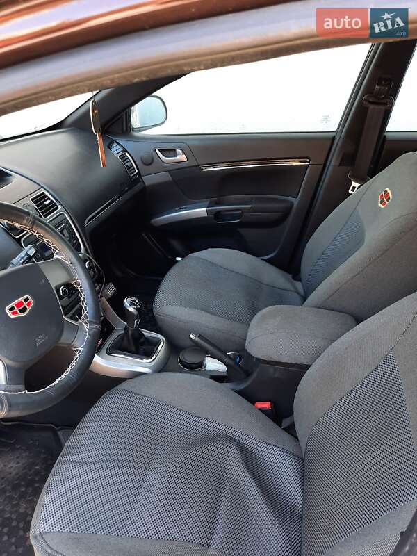 Хетчбек Geely Emgrand EC7-RV 2013 в Кривому Озері