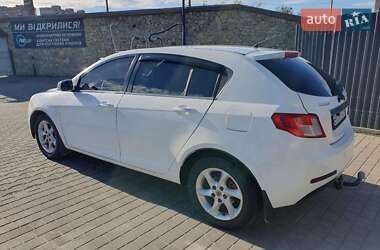 Хэтчбек Geely Emgrand EC7-RV 2012 в 