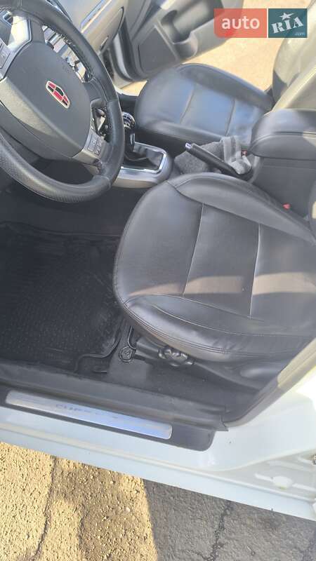 Хетчбек Geely Emgrand EC7-RV 2014 в Запоріжжі фото 5 Хетчбек Geely Emgrand EC7-RV 2014 в Запоріжжі