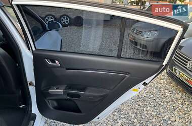 Хэтчбек Geely Emgrand EC7-RV 2013 в 