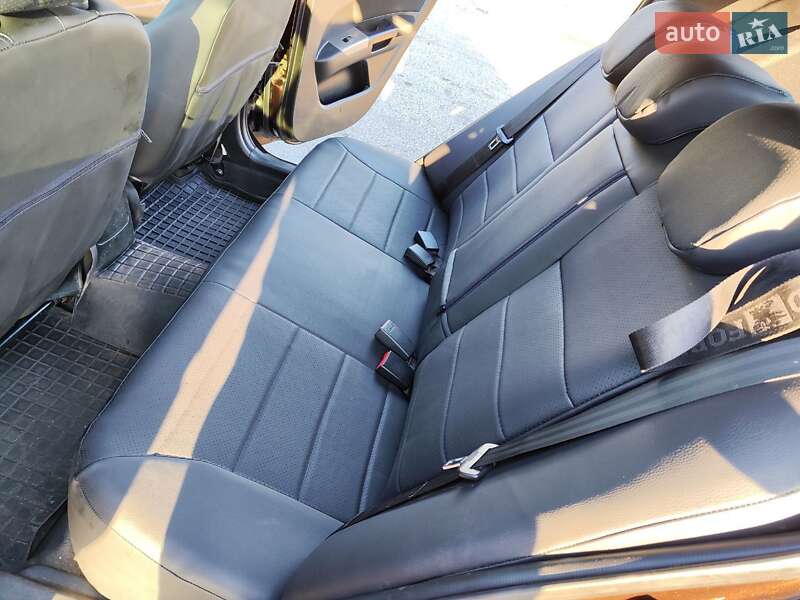 Хетчбек Geely Emgrand EC7-RV 2012 в Дніпрі фото 7 Хетчбек Geely Emgrand EC7-RV 2012 в Дніпрі