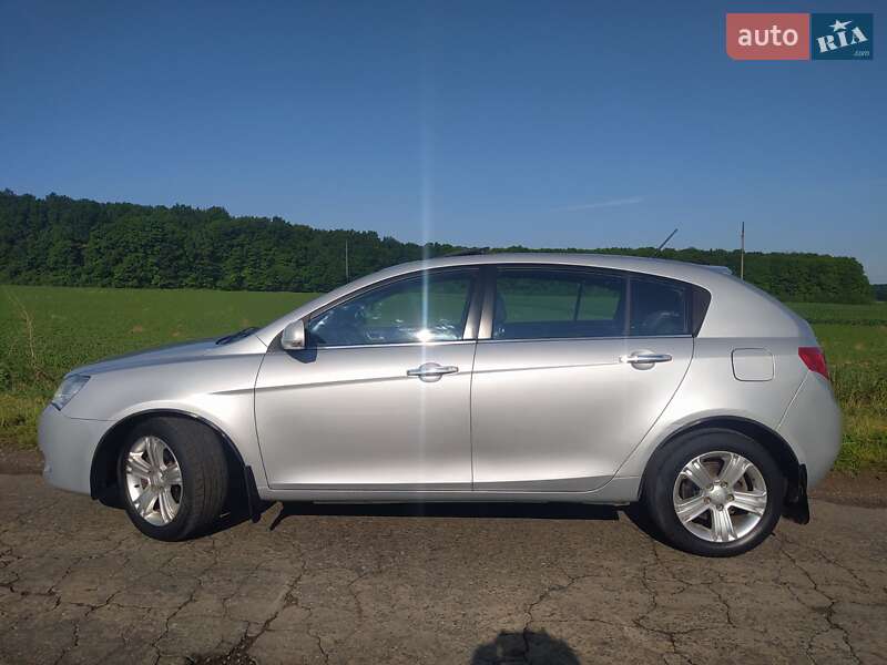 Хетчбек Geely Emgrand EC7-RV 2012 в Диканьці