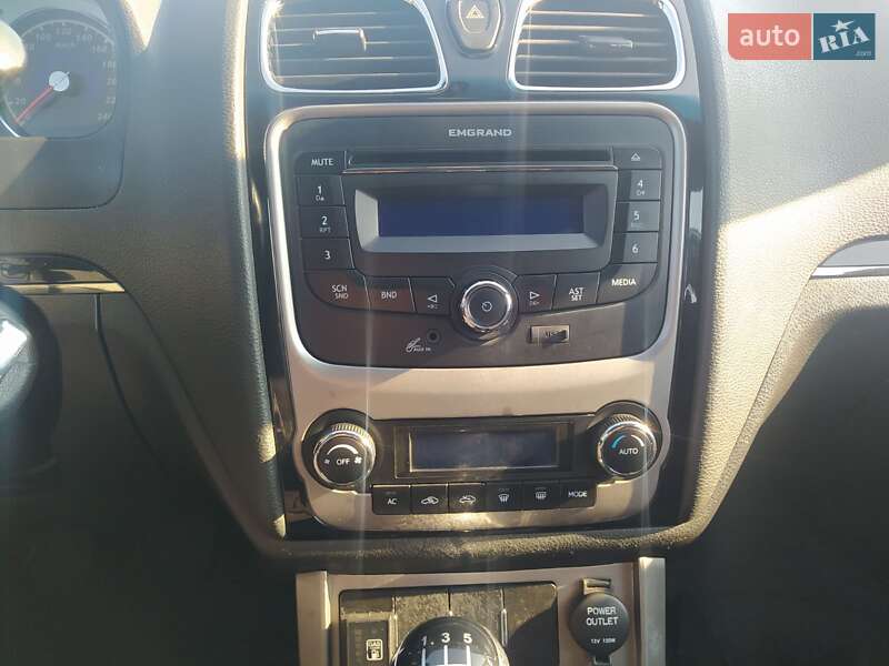 Хетчбек Geely Emgrand EC7-RV 2012 в Диканьці
