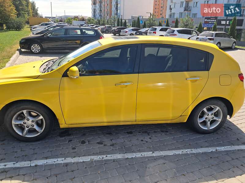 Хетчбек Geely Emgrand EC7-RV 2011 в Вінниці