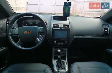 Хетчбек Geely Emgrand EC7-RV 2012 в 