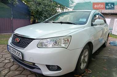 Хетчбек Geely Emgrand EC7-RV 2012 в 