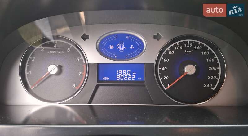 Хетчбек Geely Emgrand EC7-RV 2012 в Києві фото 8 Хетчбек Geely Emgrand EC7-RV 2012 в Києві