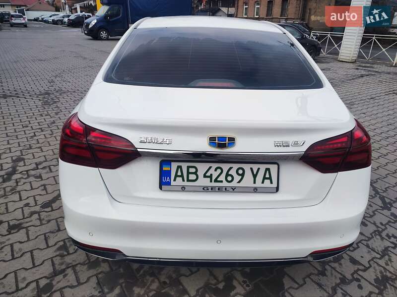 Седан Geely Emgrand EV350 2018 в Виннице