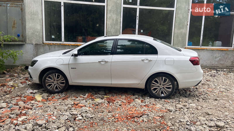 Седан Geely Emgrand EV350 2018 в Львове фото 3 Седан Geely Emgrand EV350 2018 в Львове