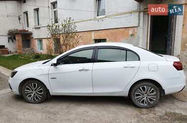 Седан Geely Emgrand EV350 2018 в 