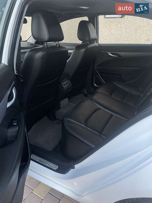 Седан Geely Emgrand EV350 2018 в Тернополе