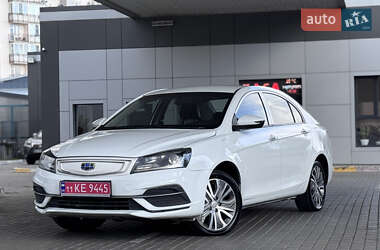 Седан Geely Emgrand EV350 2018 в 