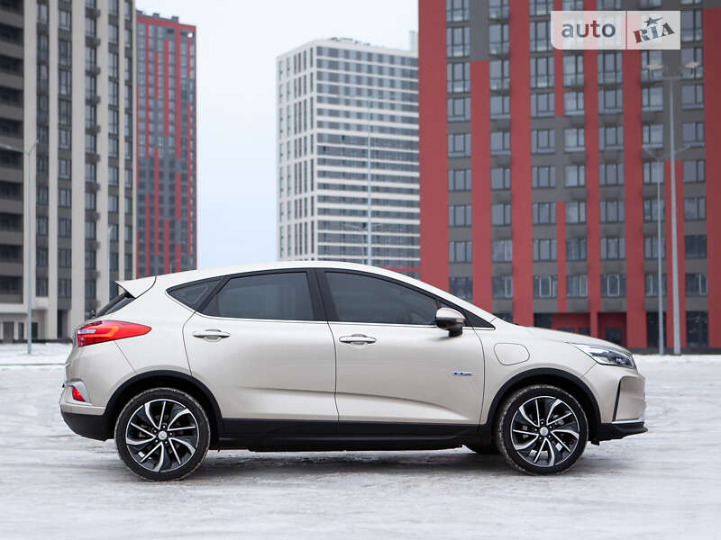 Внедорожник / Кроссовер Geely Emgrand GSE 2018 в Киеве фото 4 Внедорожник / Кроссовер Geely Emgrand GSE 2018 в Киеве