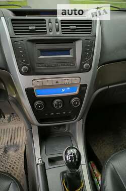 Внедорожник / Кроссовер Geely Emgrand X7 2014 в 