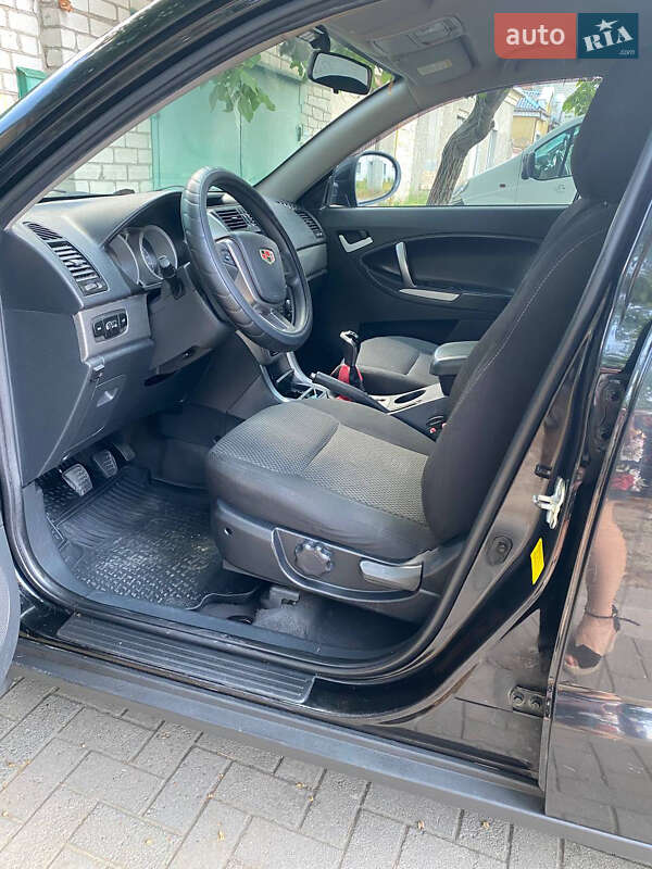 Внедорожник / Кроссовер Geely Emgrand X7 2013 в Николаеве